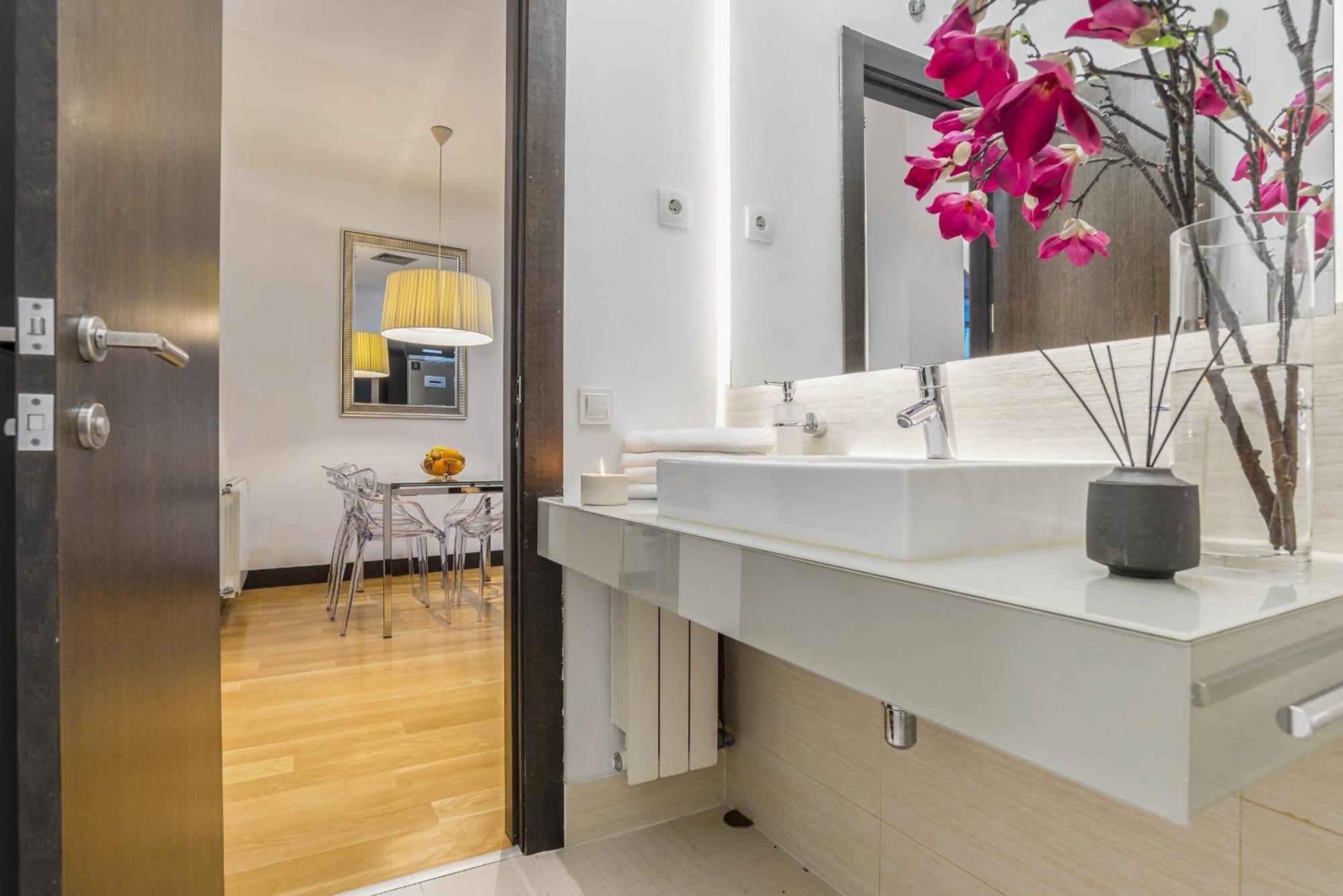 Malasana By Skykey Apartment Madrid Ngoại thất bức ảnh